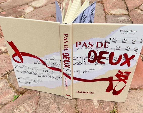 Pas De Deux